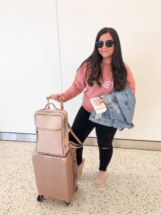 Favorite Travel Products, Best Travel Products, Best Travel Gear, Rose Gold Luggage, Blogger Luggage, Blogger Travel, Airport Style, Airport Fashion