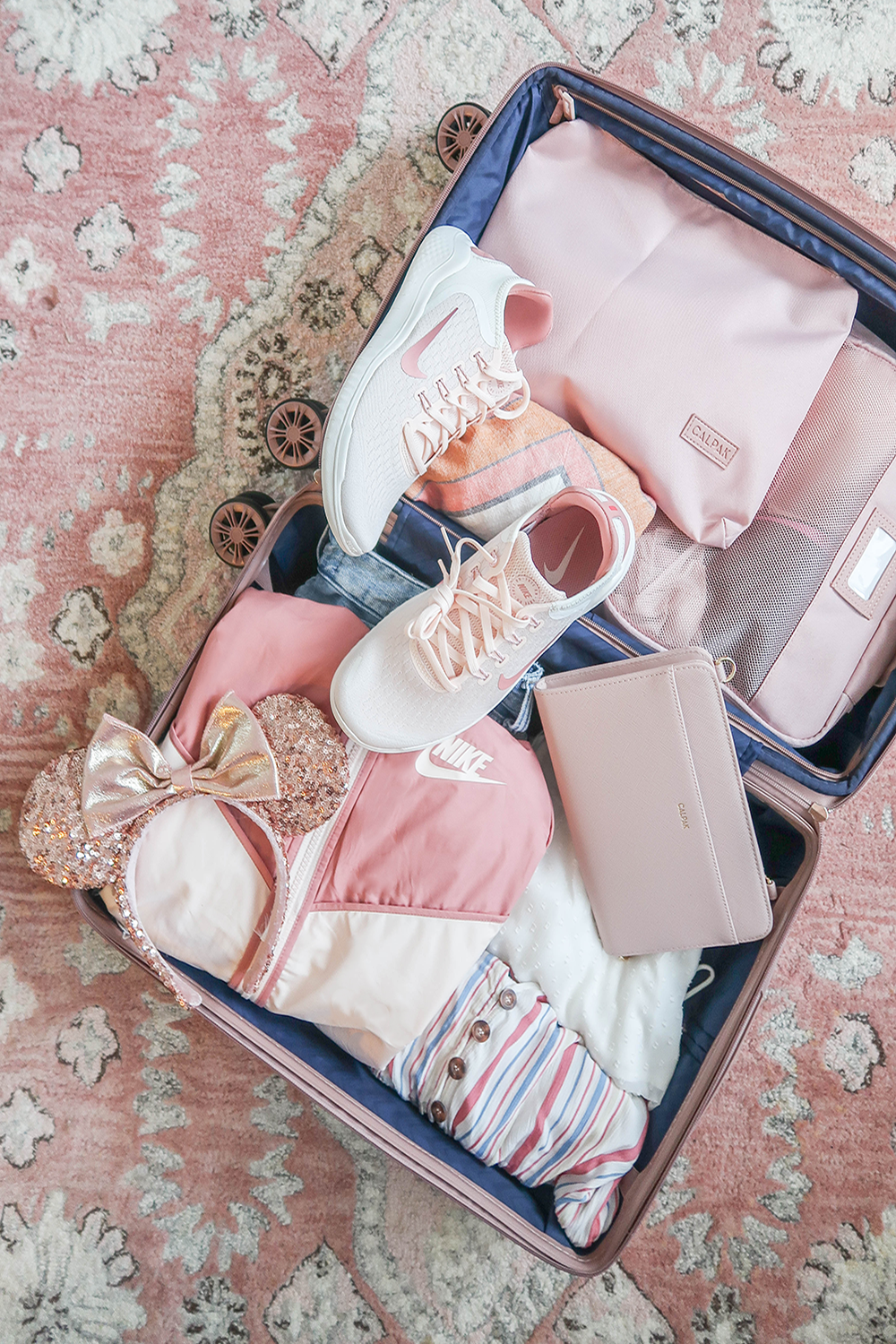 Best Travel Bags, Calpak Travel Bags, Calpak Travel, Rose Gold Luggage Set