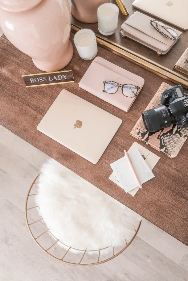 Career Advice for Women, Behind the blog, Blogging Career, How To Become A Blogger