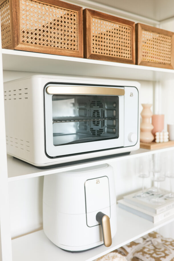 Beautiful by Drew, Beautiful by Drew Barrymore, Beautiful by Drew Barrymore Appliances, Beautiful by Drew Barrymore Air Fryer, White and Gold Appliances, White and Gold Air Fryer