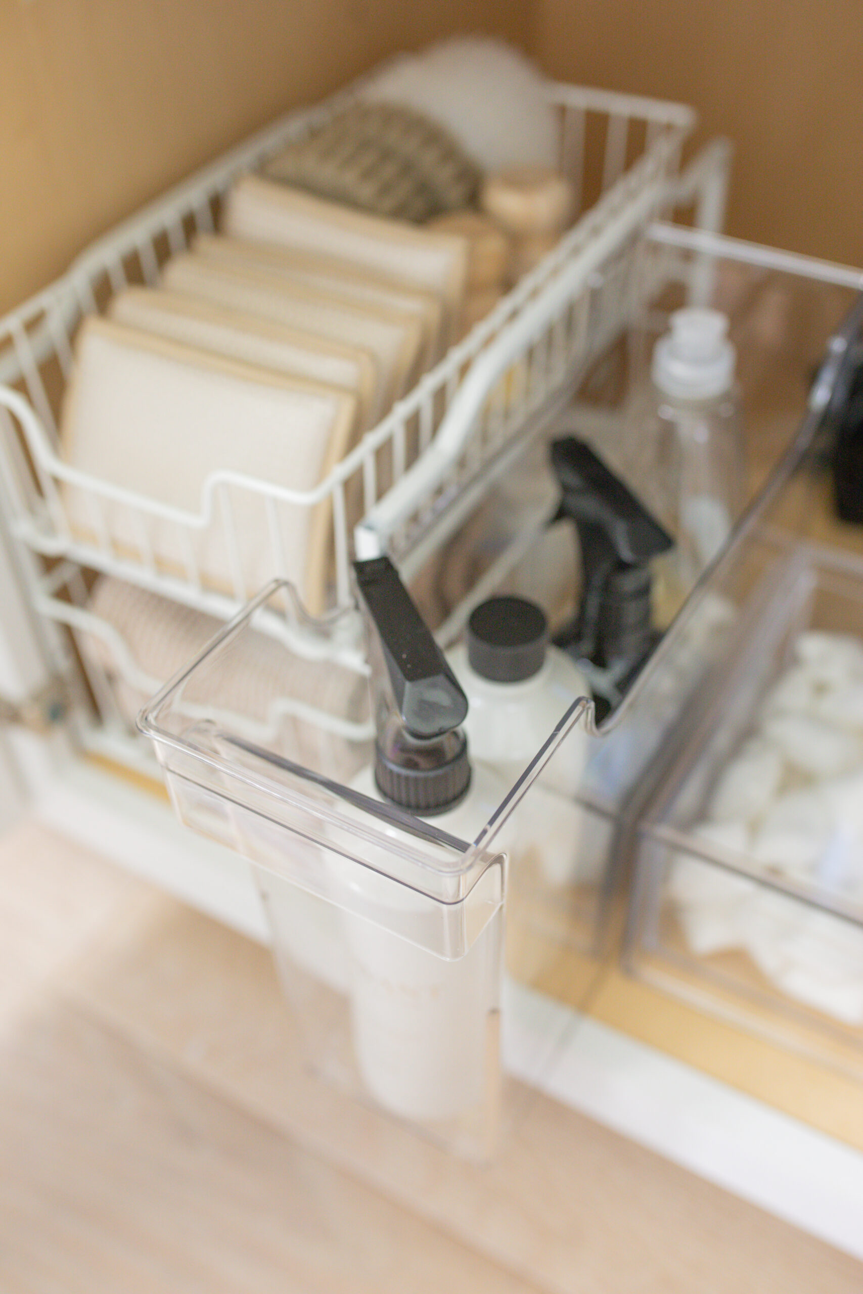 Roll-out bins for under your kitchen sink