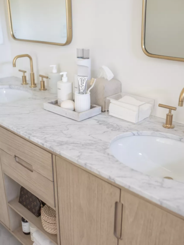 vanity room