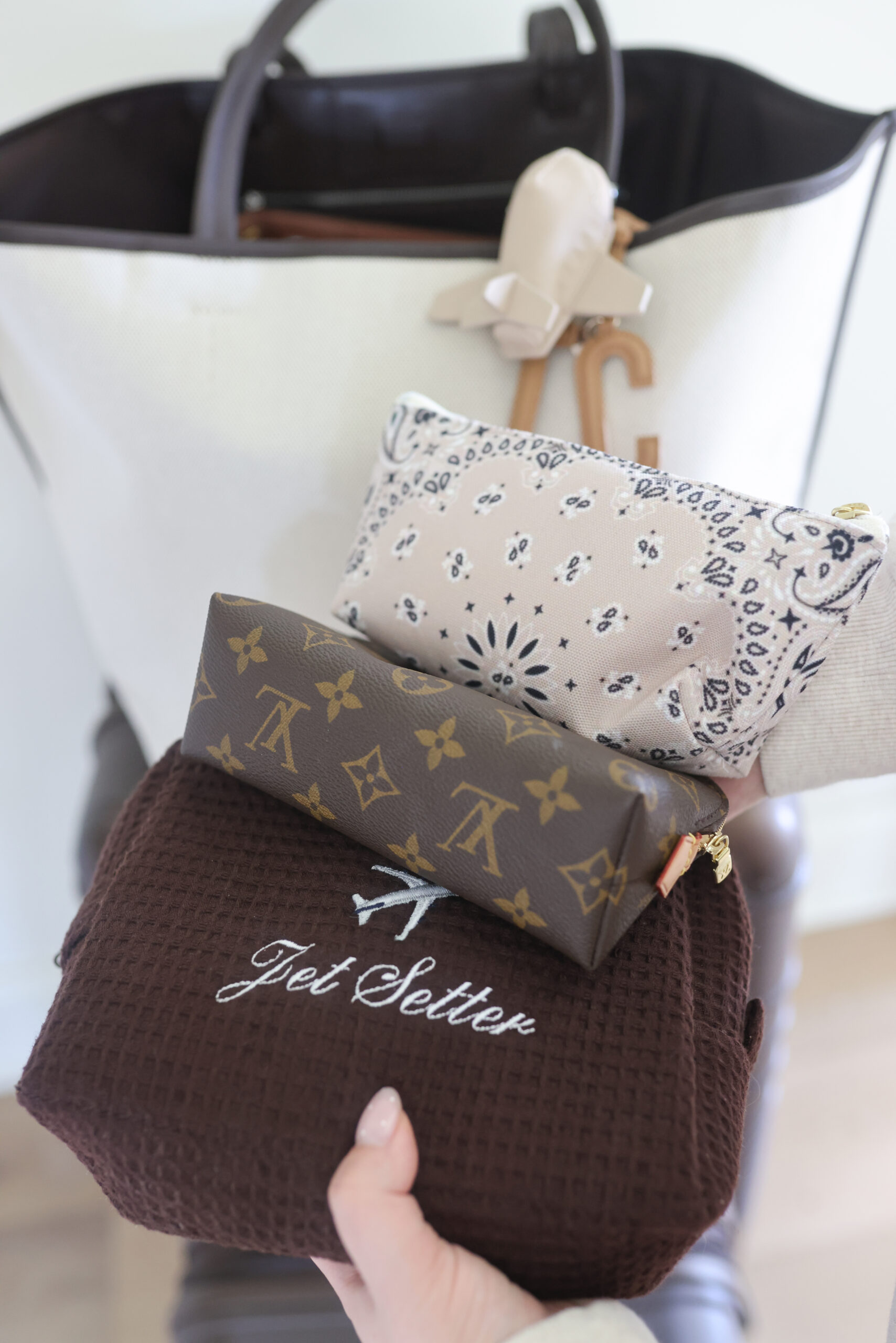 Travel Pouches - Teresa Caruso
